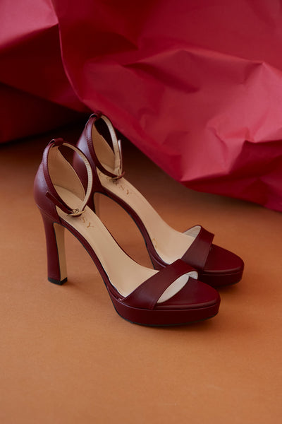 BURGUNDY HEEL SANDALS