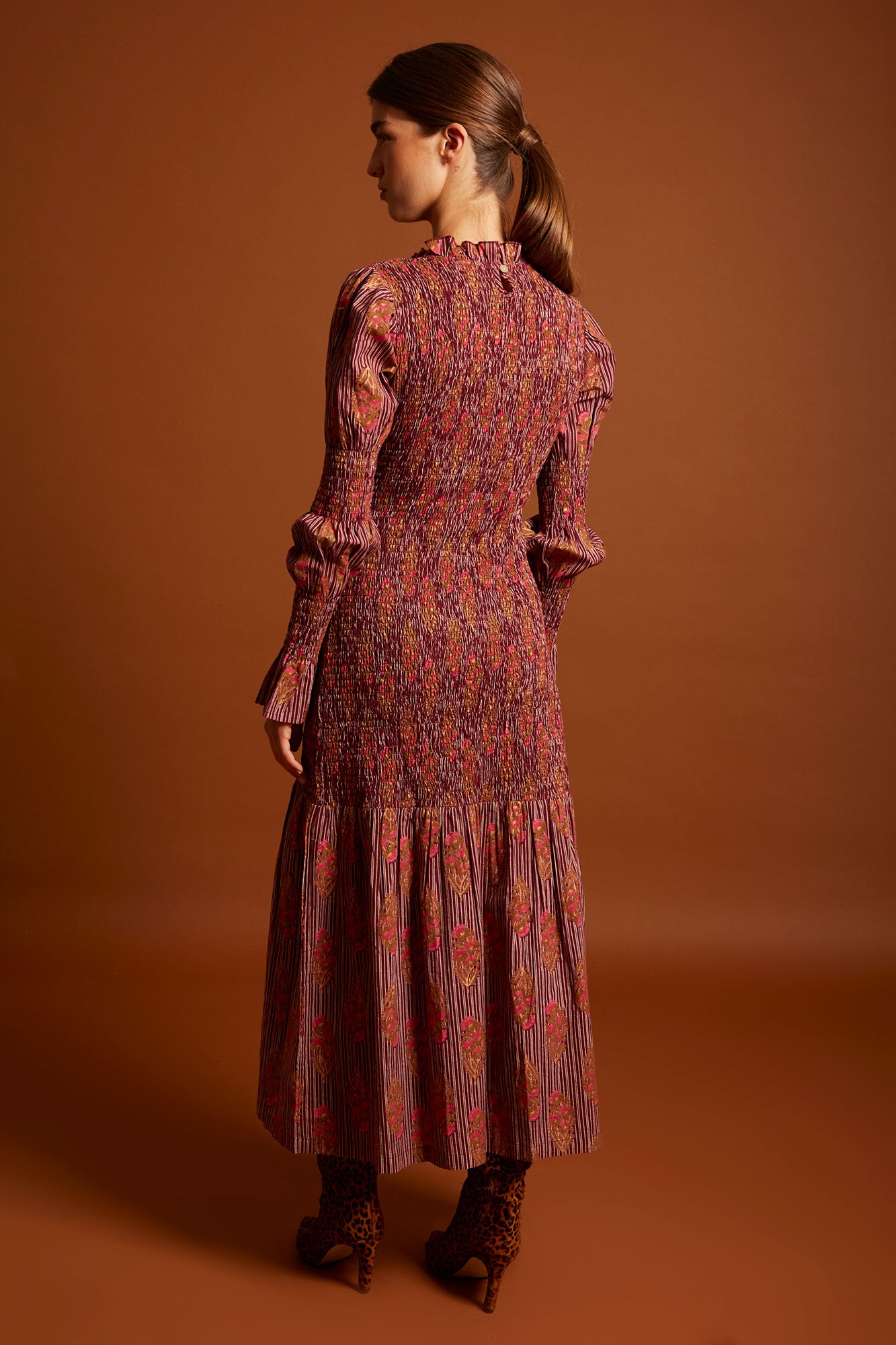 VESTIDO ELIOBURDEOS