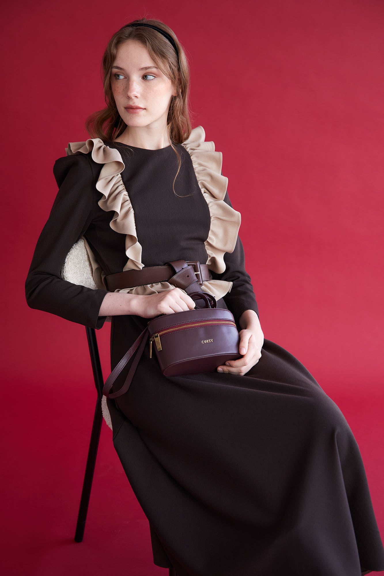 BOLSO COFRE BURDEOS