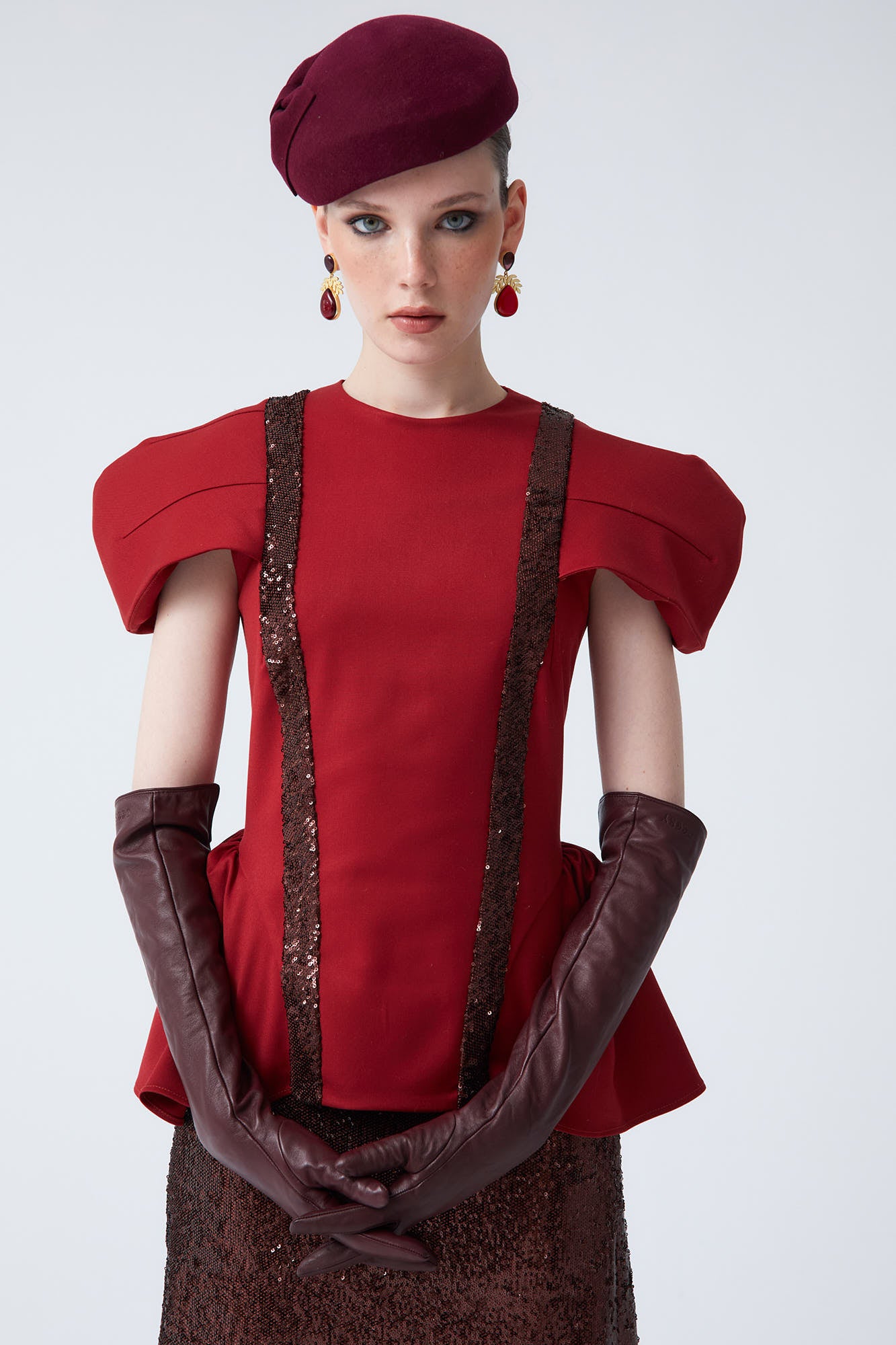 RED ANE TOP