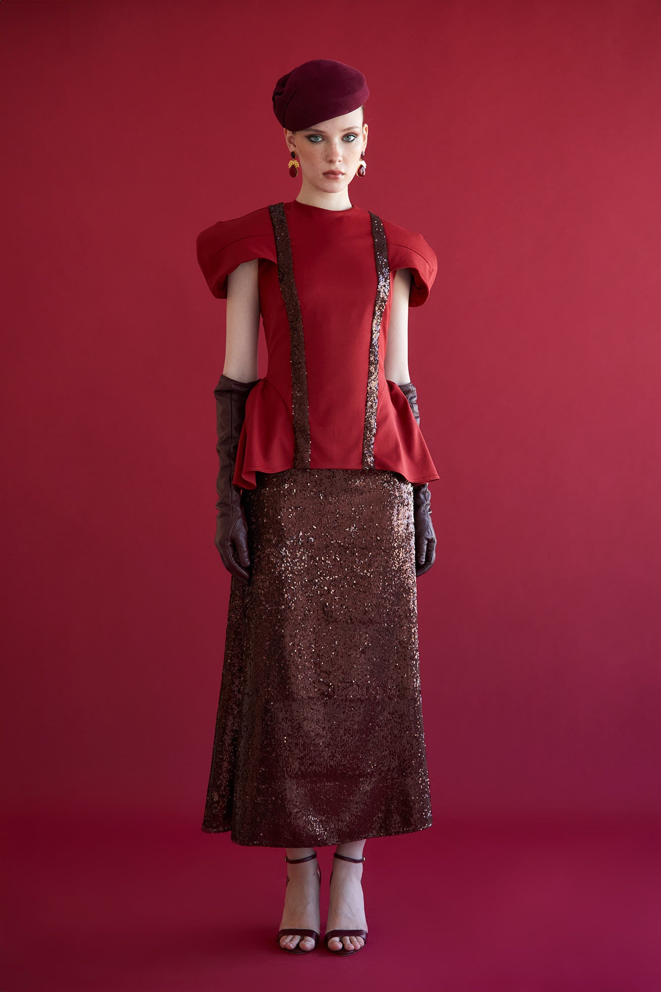 RED ANE TOP