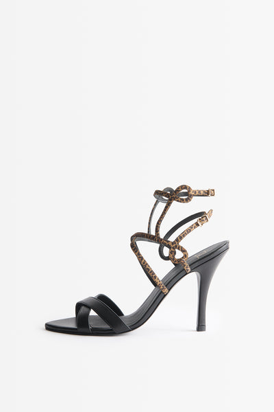 CMP.04 BLACK SANDALS