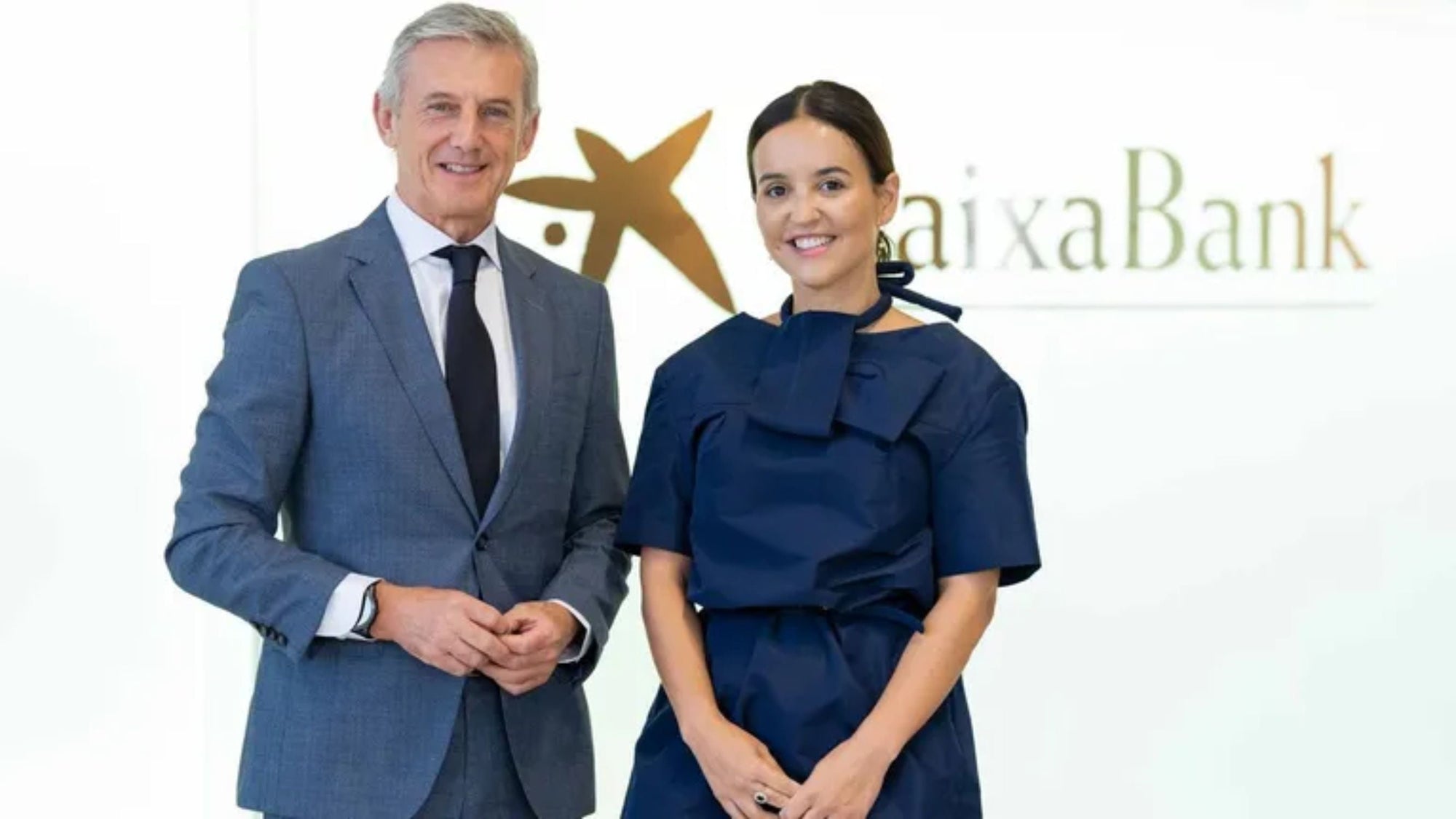 La Voz de Galicia destaca el reconocimiento a Virginia Pozo, fundadora de Coosy, con el Premio Empresaria CaixaBank Galicia