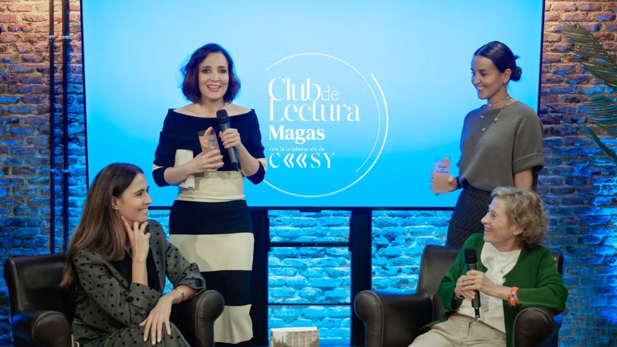 Coosy y Magas unen moda y cultura en el Club de Lectura con Julia Navarro