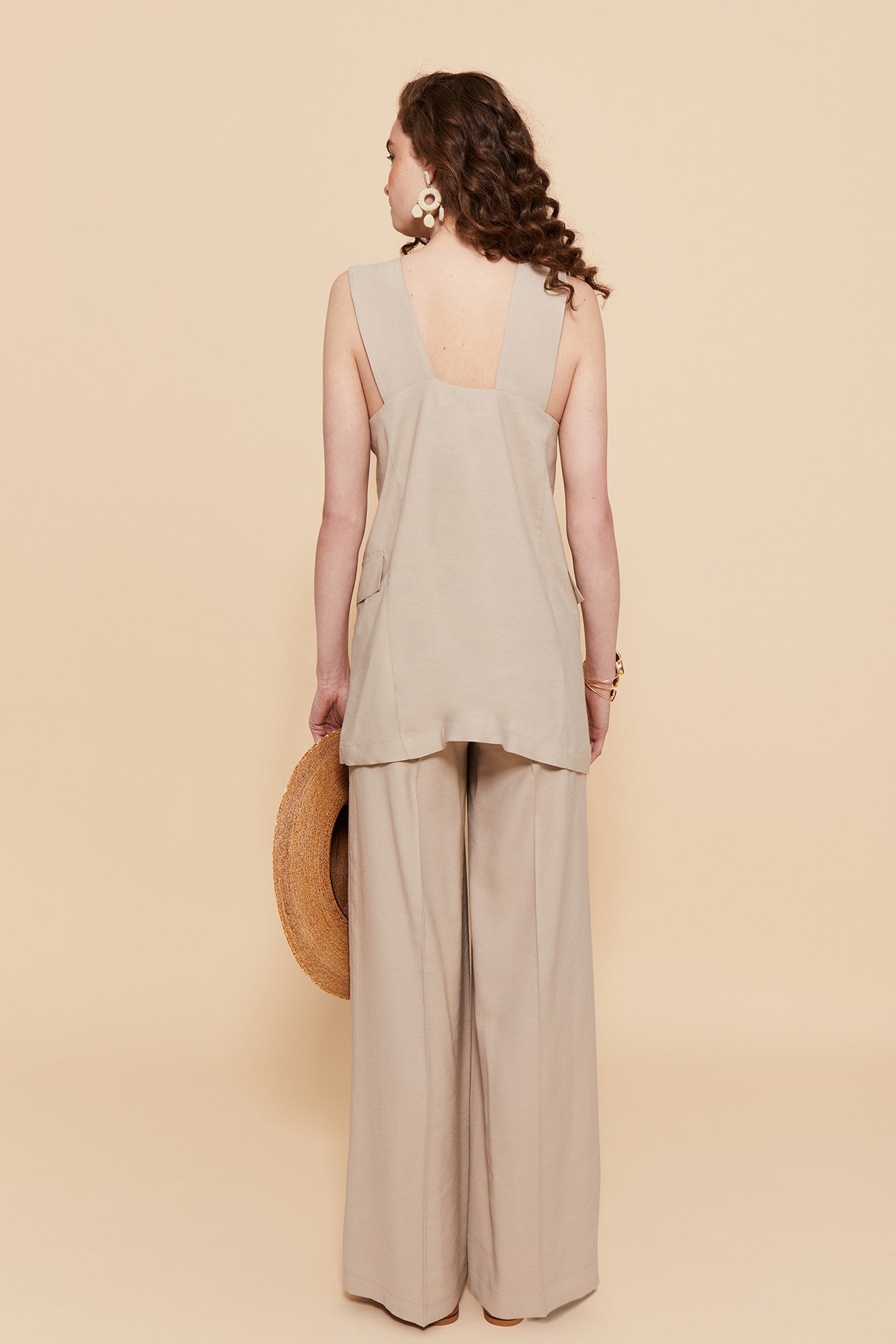 SAND MOON VEST