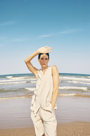 CHALECO VANDONE BEIGE