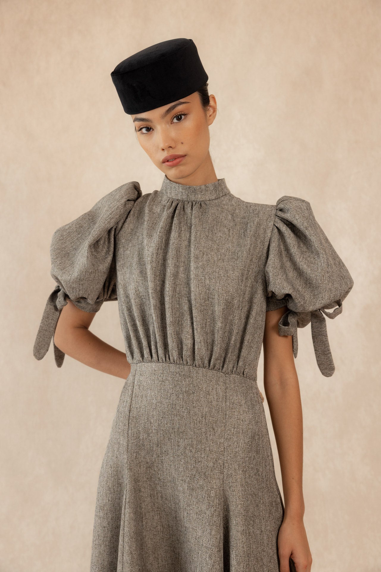 VESTIDO ELENA CAQUI