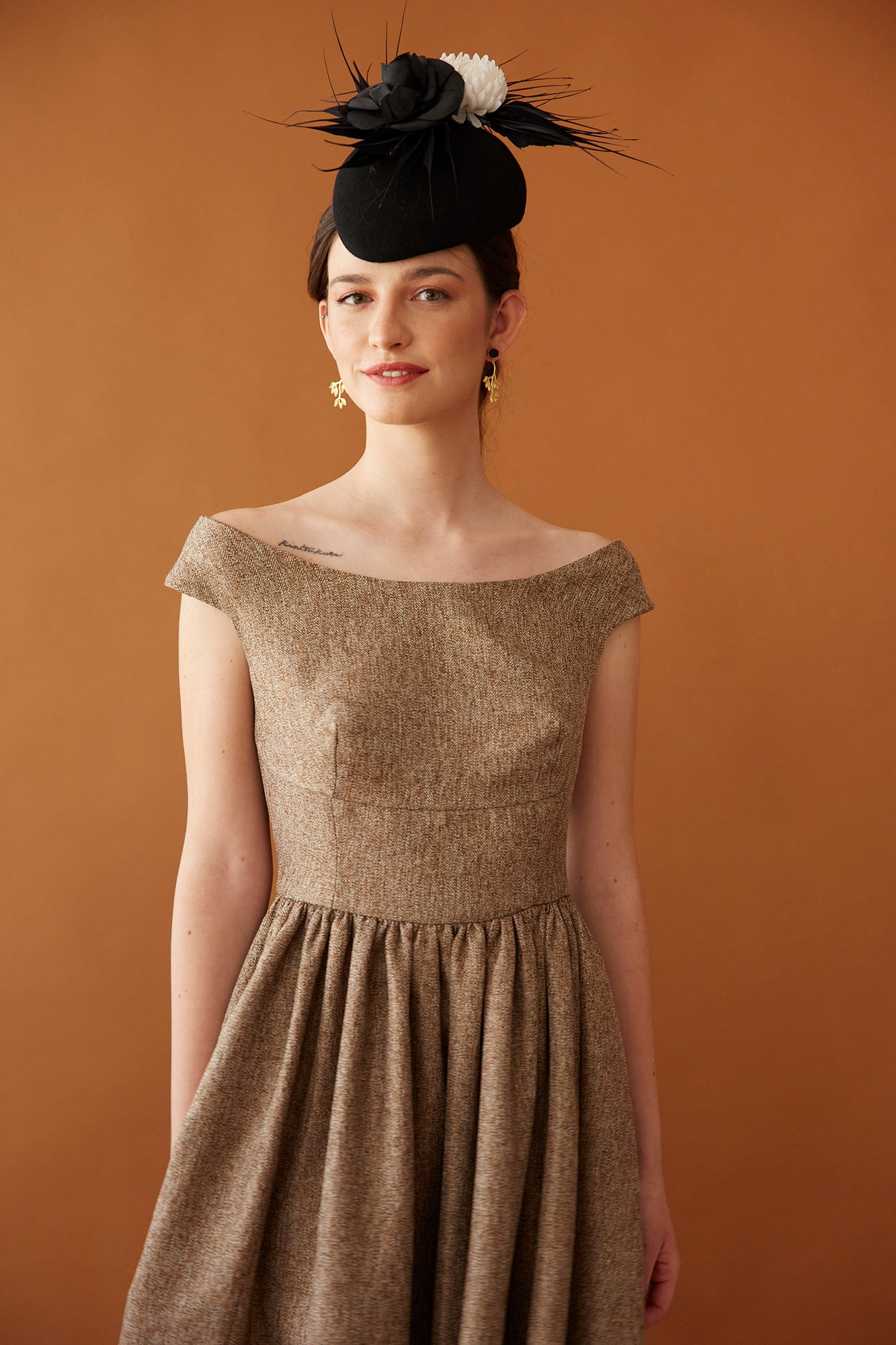 VESTIDO YORLENIS MARROM 