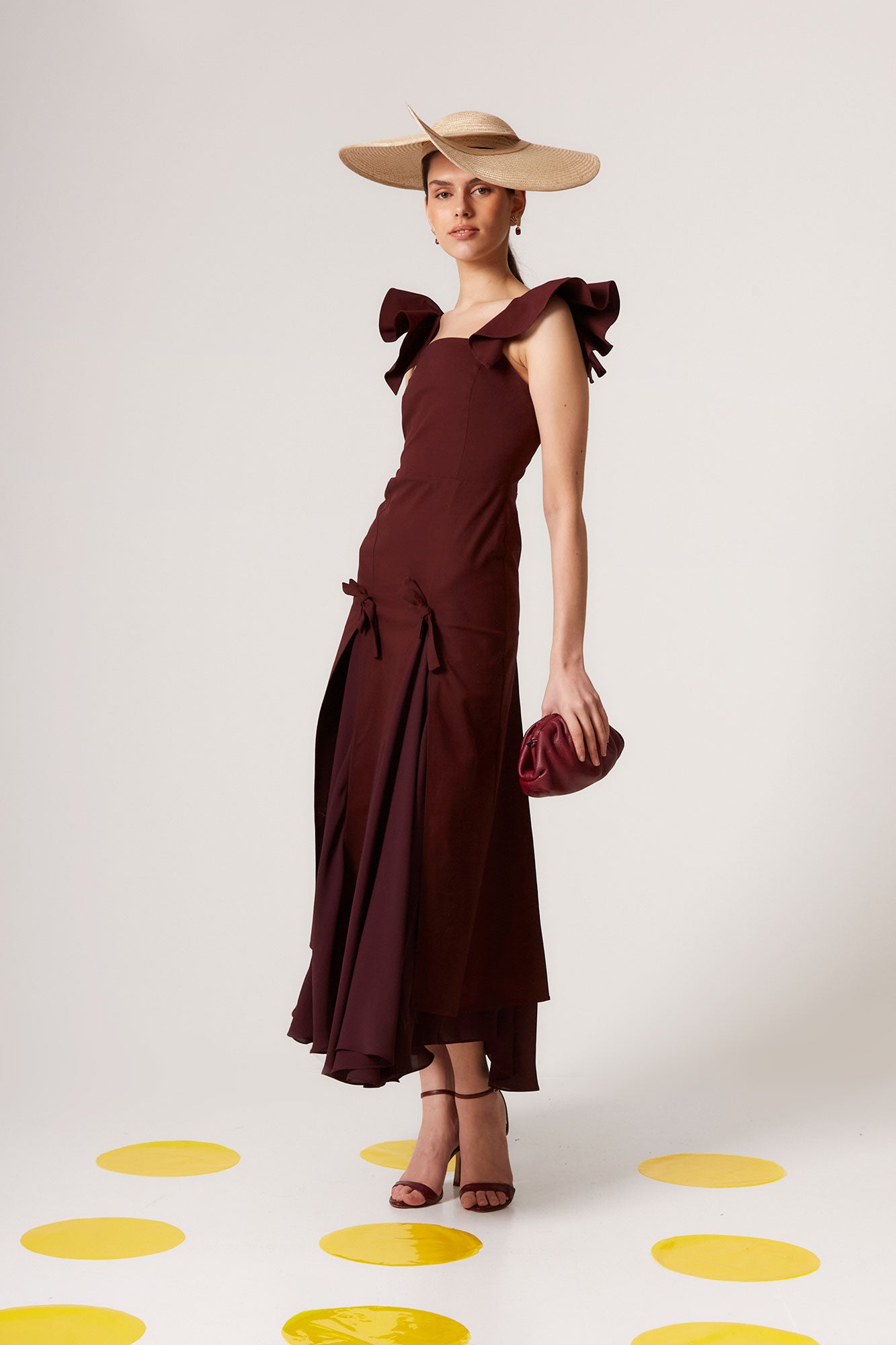 VESTIDO NORA LISO GRANATE