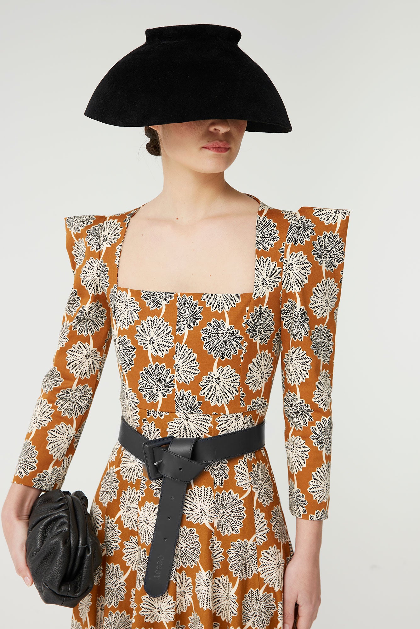 VESTIDO RENÉ MOSTARDA