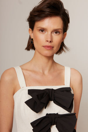 MONO GABRIELA BLANCO