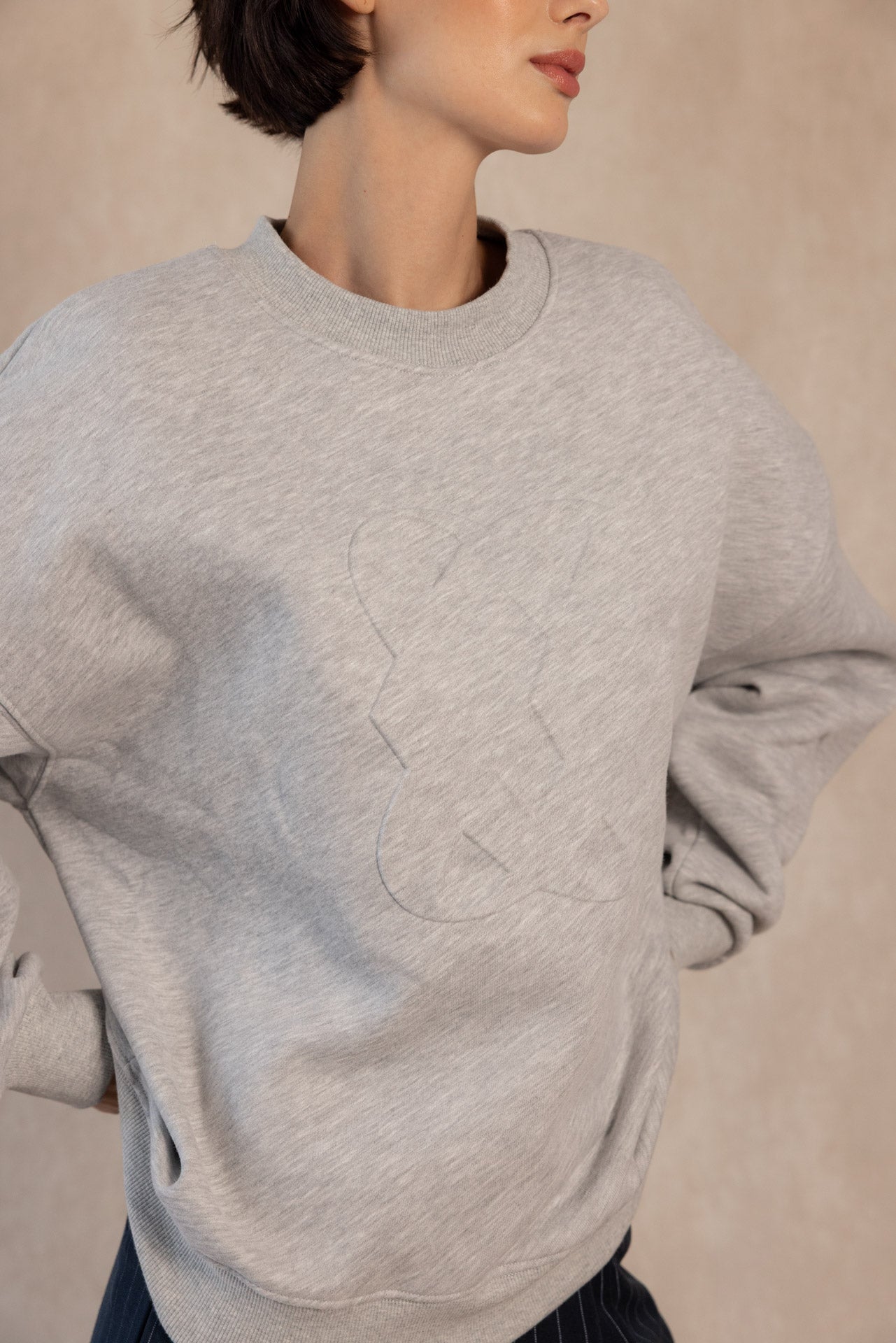 SUDADERA ENYA GRIS