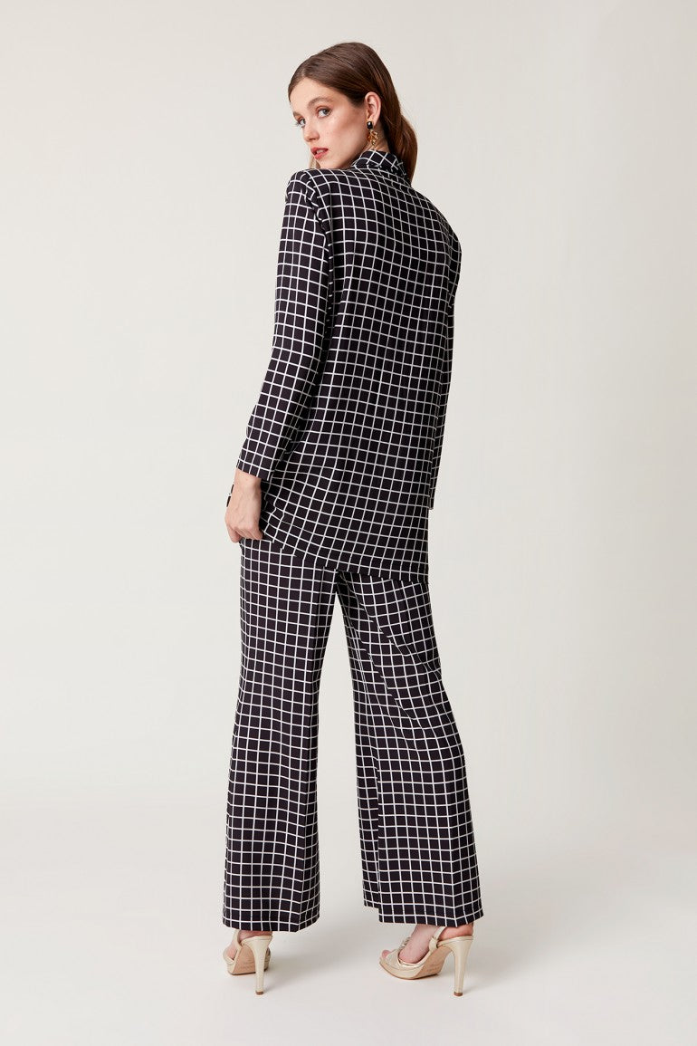 PANTALON NAOCUADROS NEGROS 