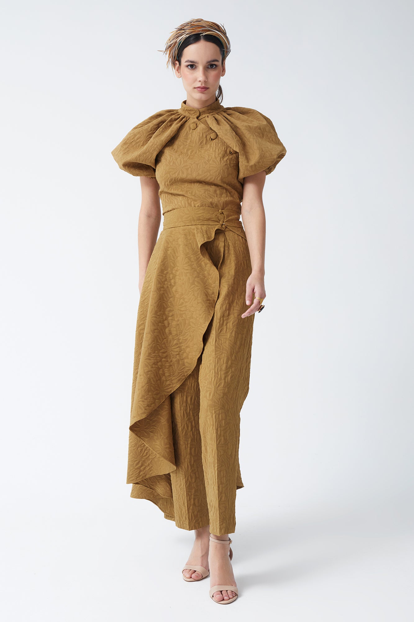 PANTALON À CADRE DORÉ