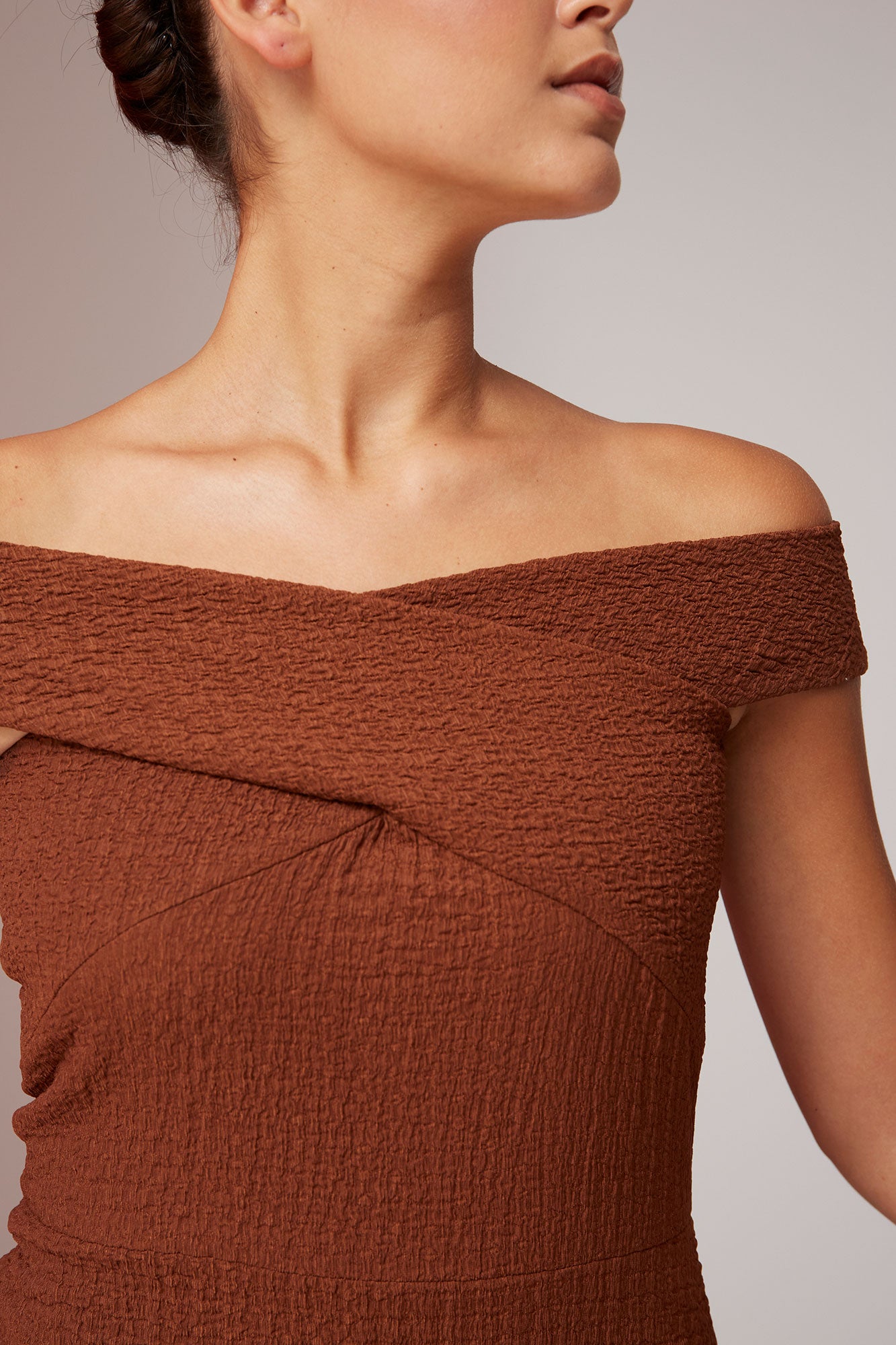 VESTIDO AMADORAMARRON 