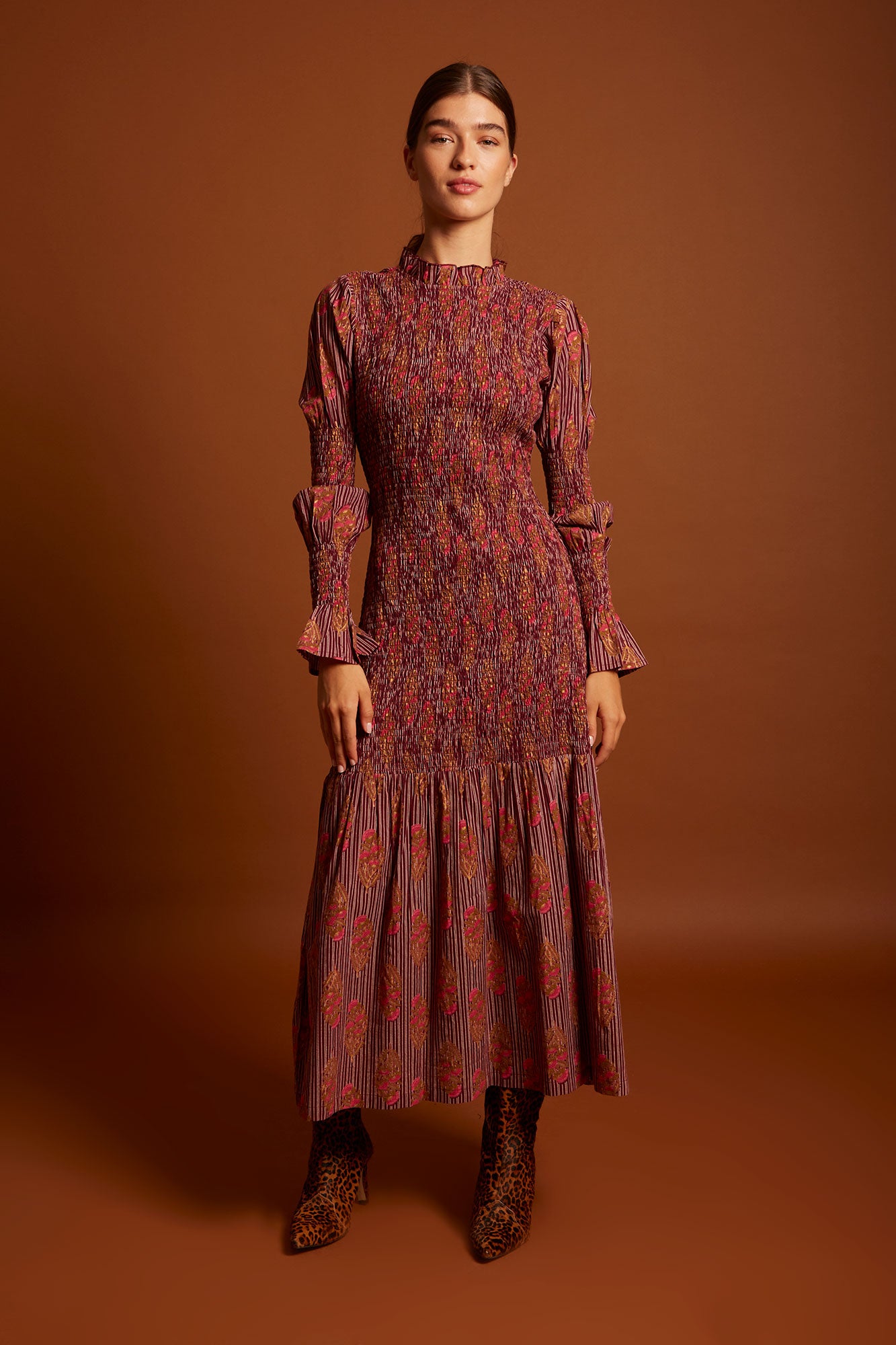 VESTIDO ELIOBURDEOS 