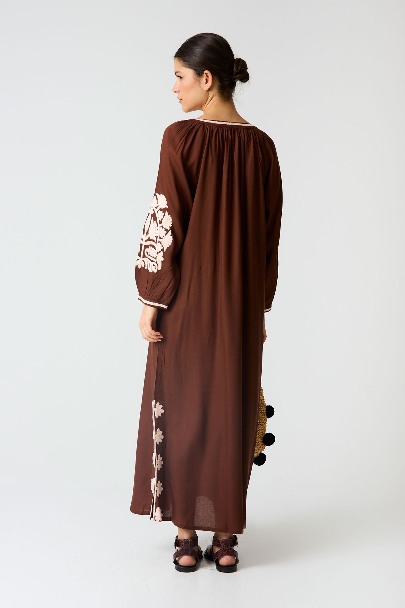 KAFTAN SAHARABEIGE Y NEGRO 