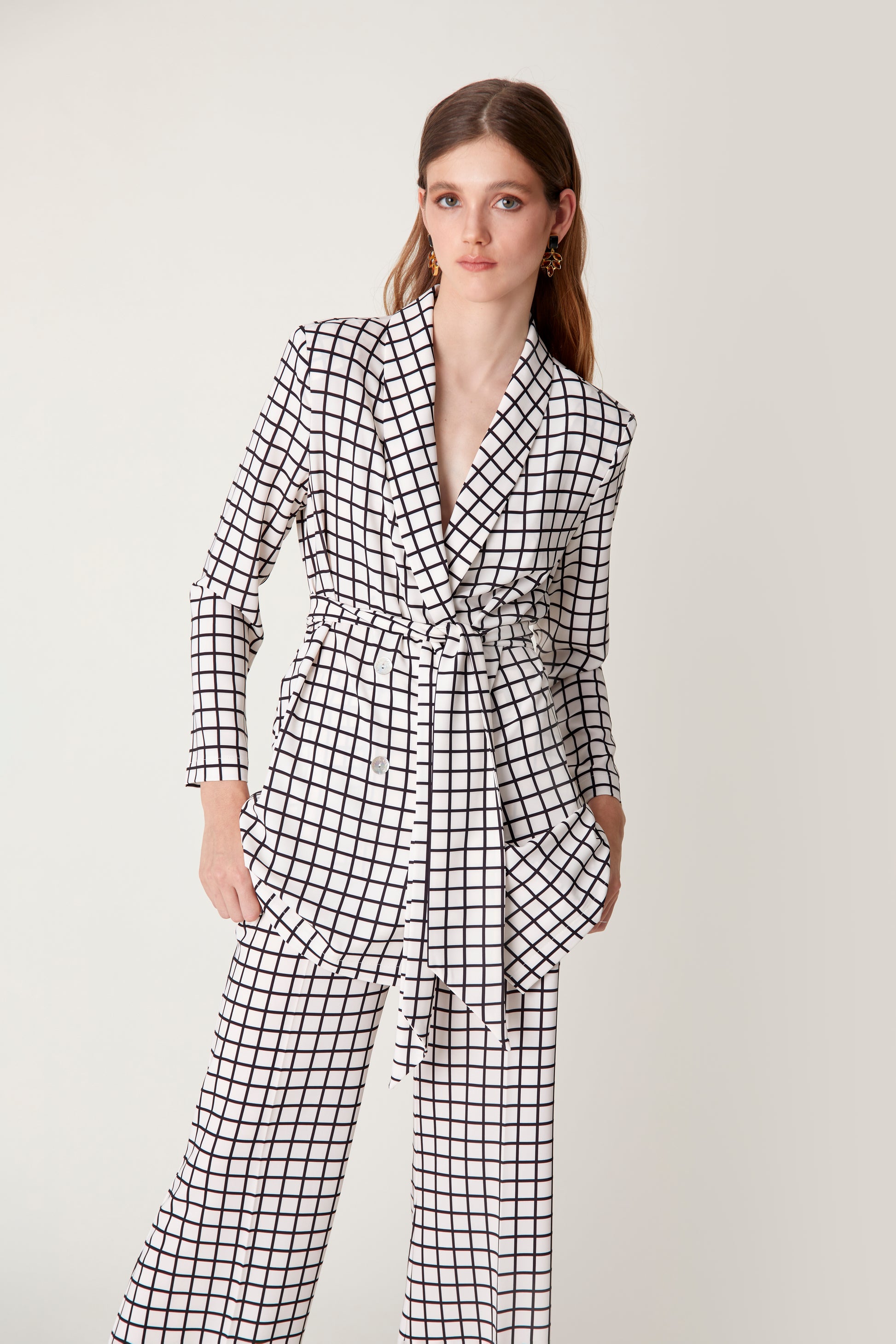 BLAZER NAOCUADROS BLANCOS 