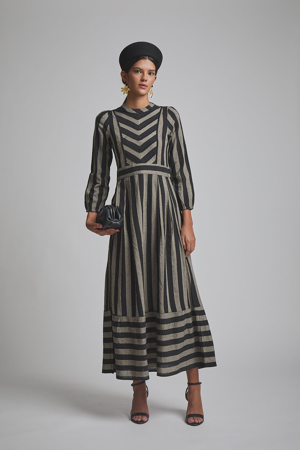 VESTIDO ABELIARAYAS 