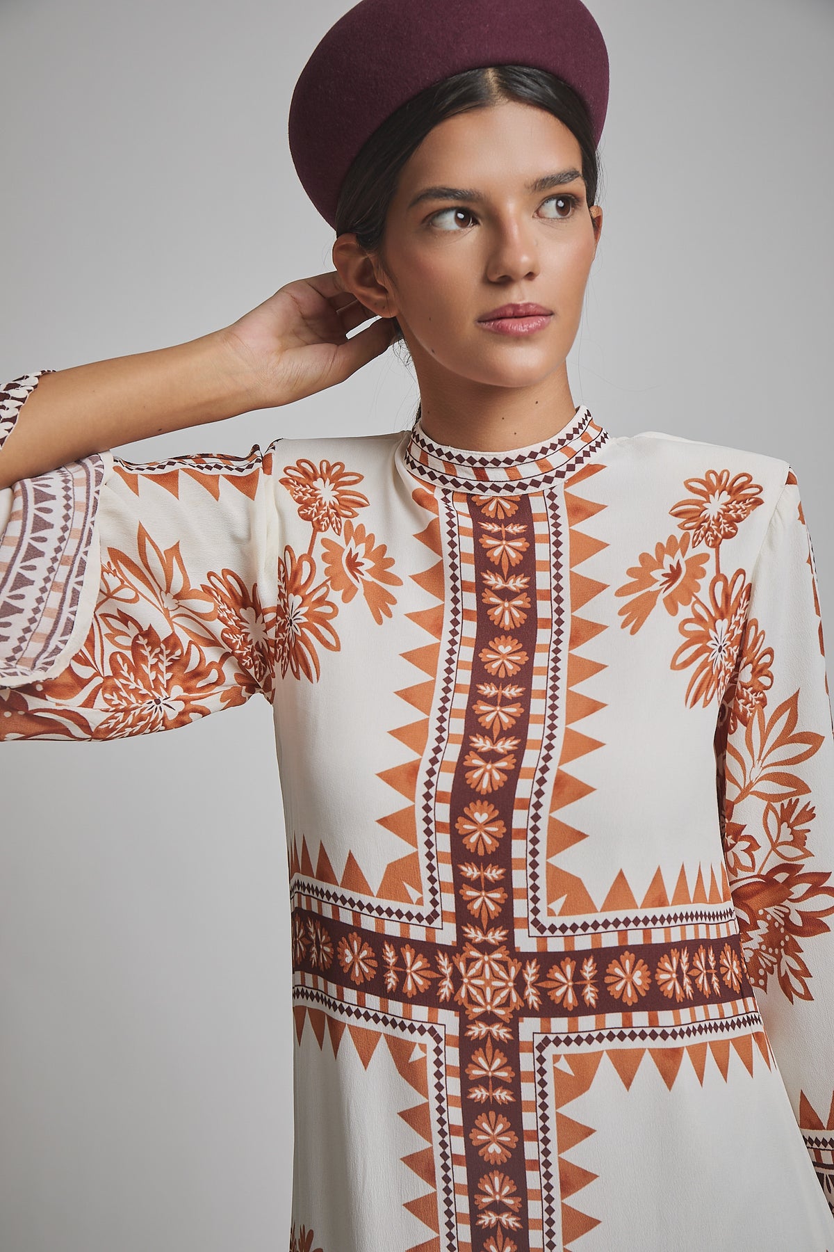 VESTIDO PANDORABEIGE 