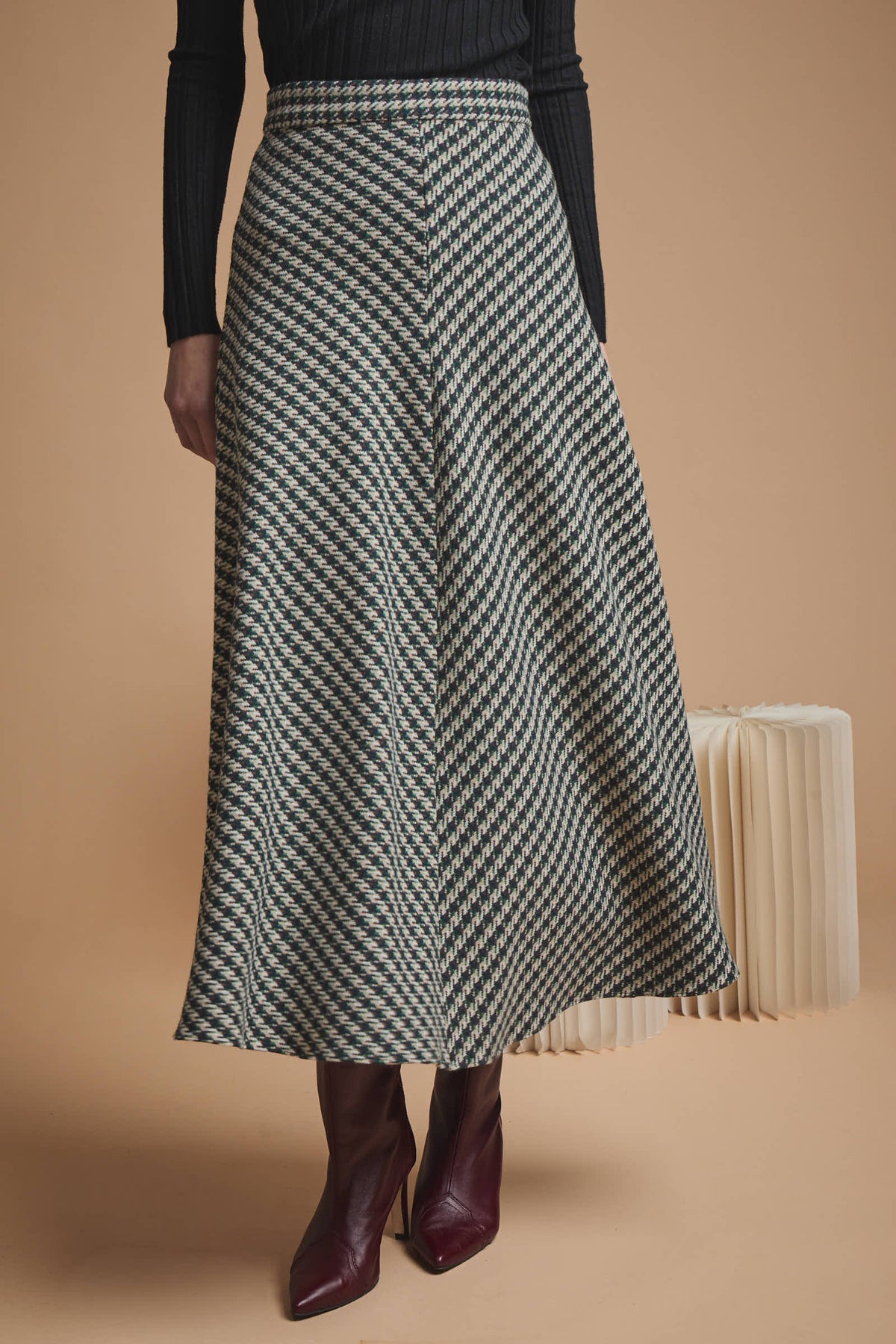 FALDA LUSITANOBEIGE 