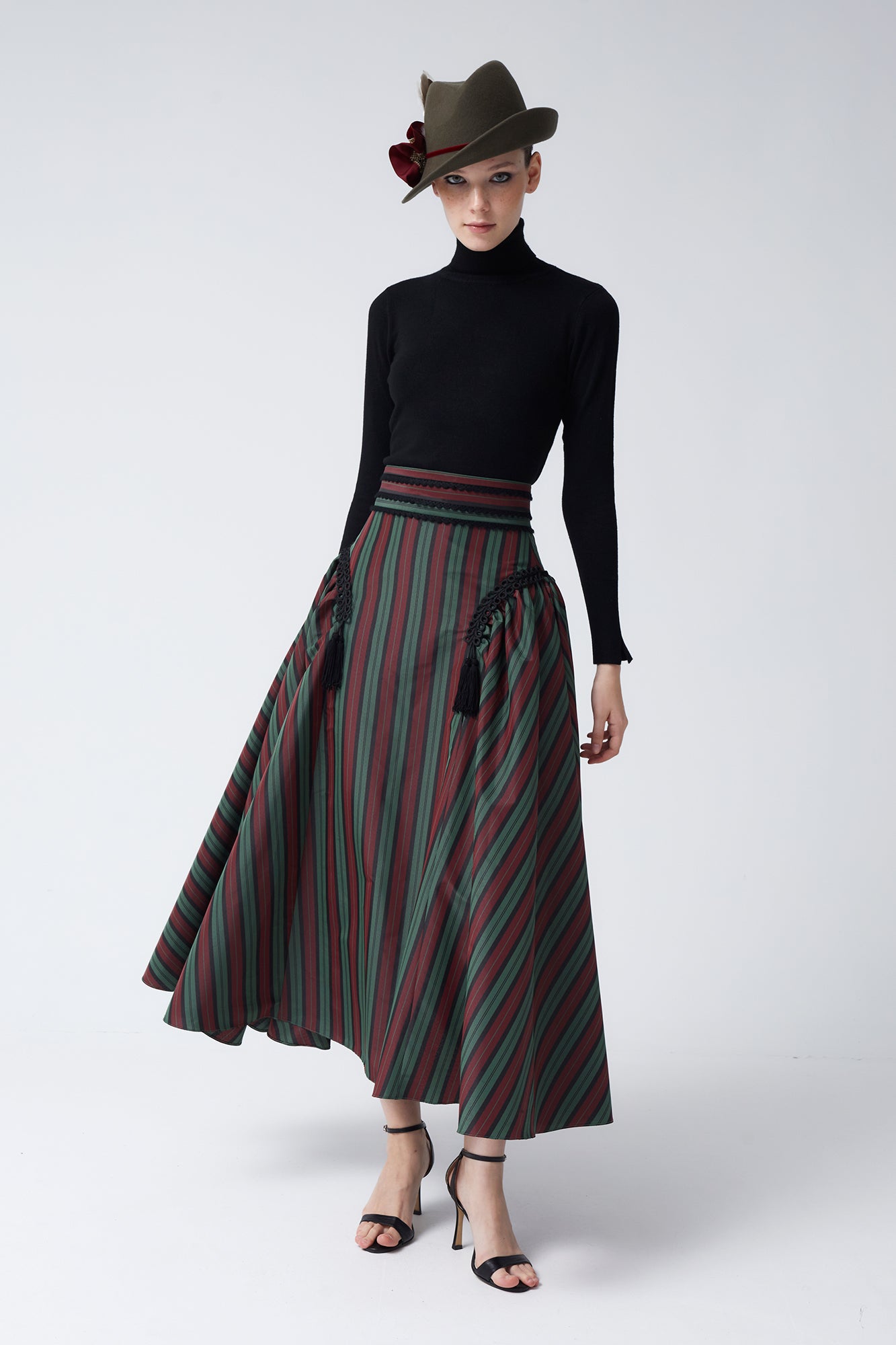 FALDA TOMASSOMULTICOLOR 