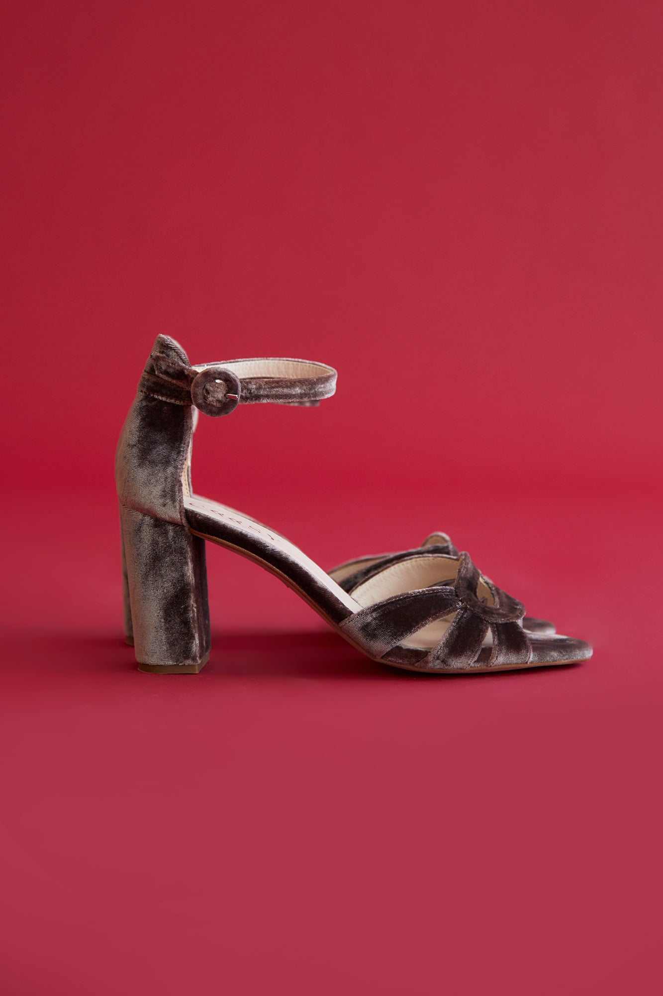 SANDALIAS TERCIOPELOMARRON 