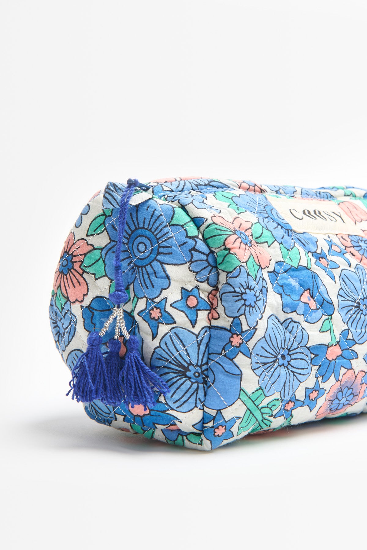 TOGANA BLUE TOILETRY BAG
