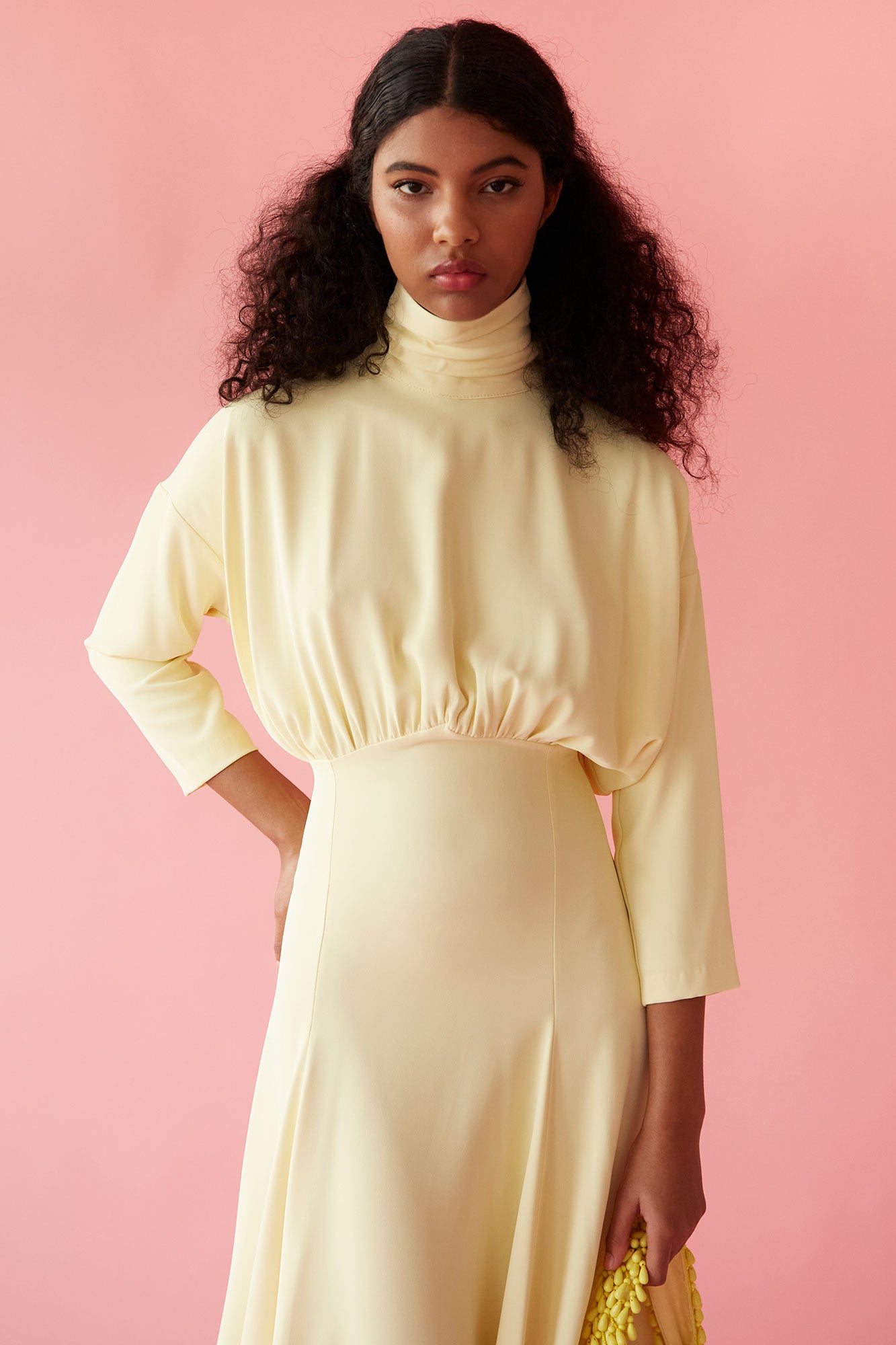 ROBE JAUNE SANTINA
