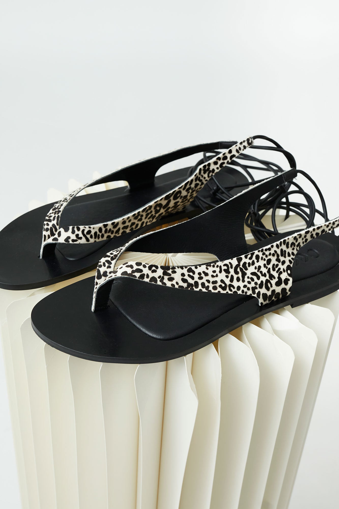 SANDALIAS VALETA NEGRO/BLANCO