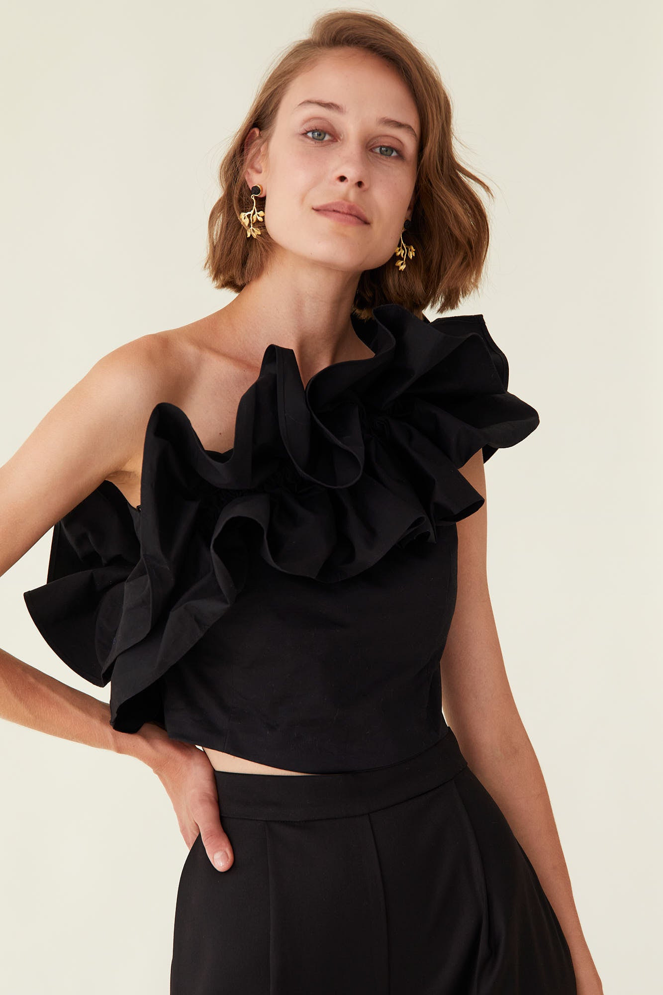 BLACK DROMON TOP