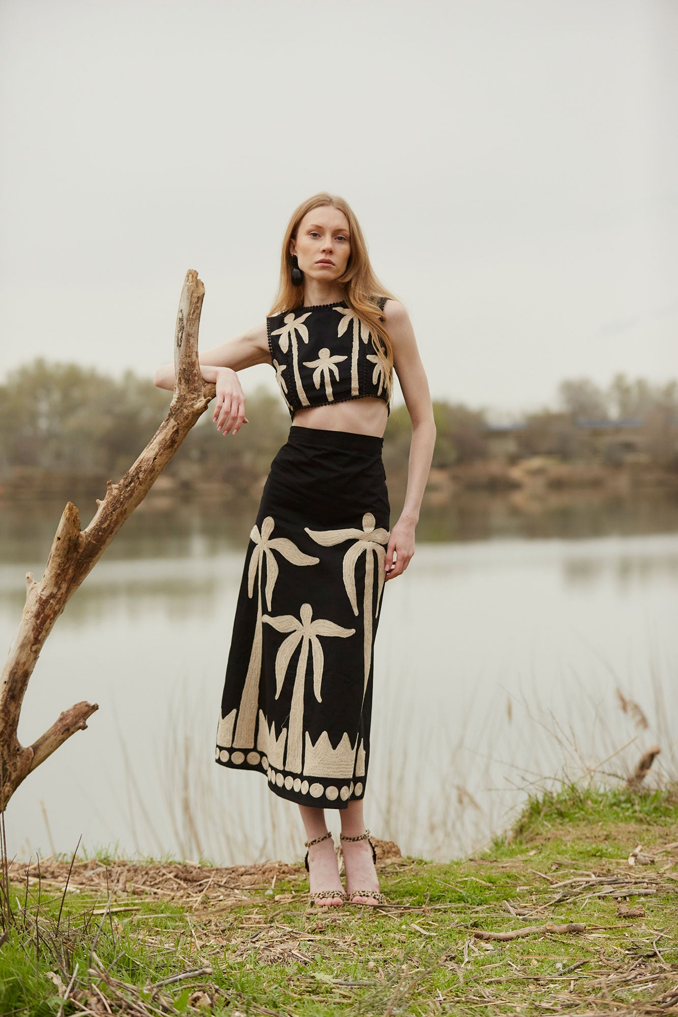 CONJUNTO DALIAS NEGRO