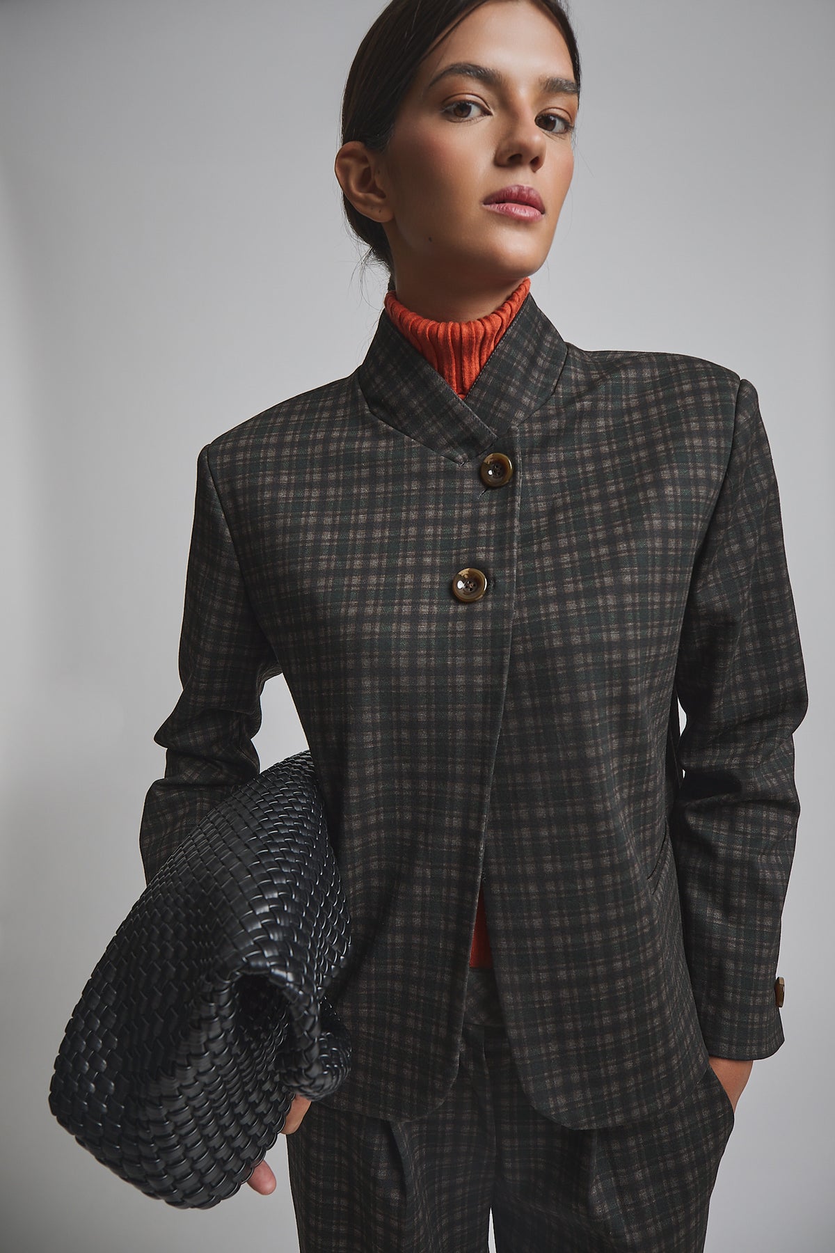 BLACK BOREO JACKET