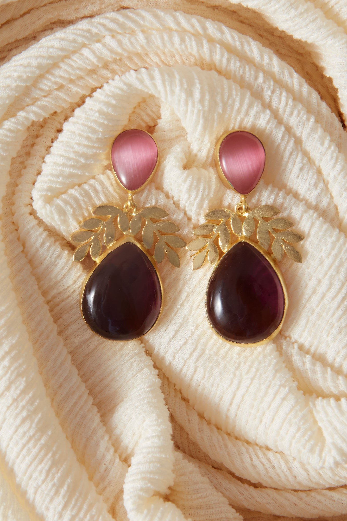 PENDIENTES TULIA BURDEOS