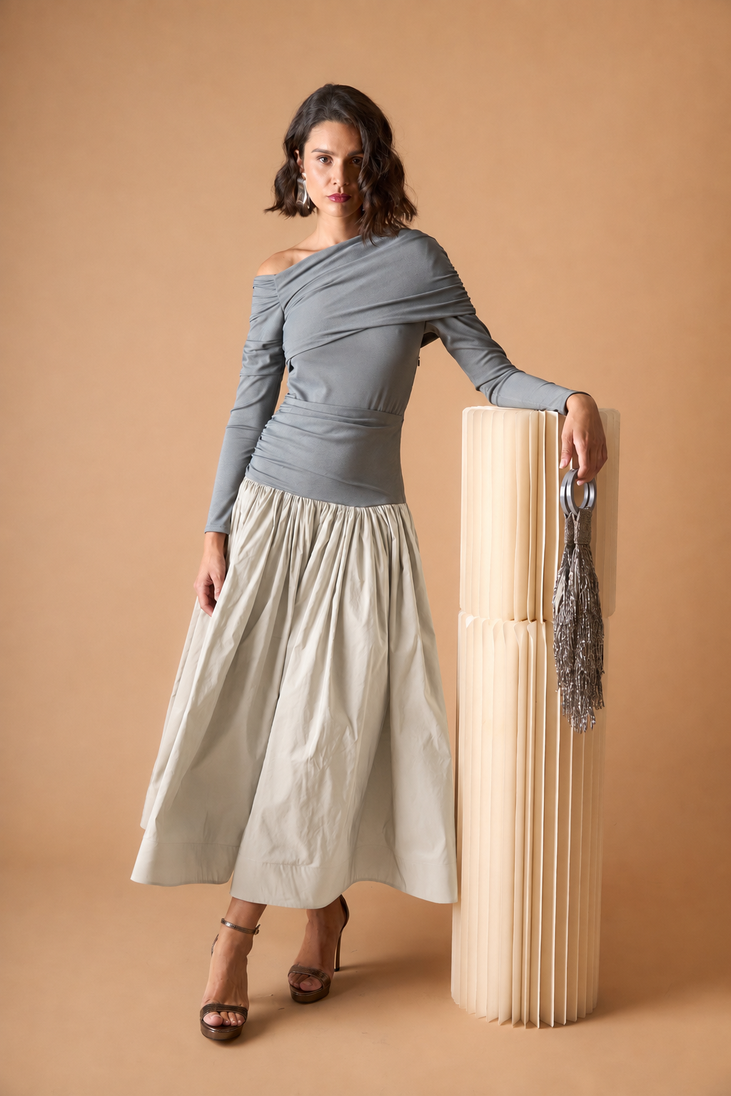 VESTIDO LIRIAN GRIS