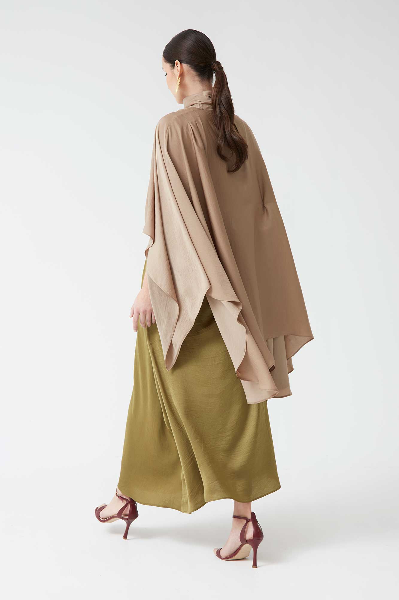 CAPA FÉLISINA BEIGE