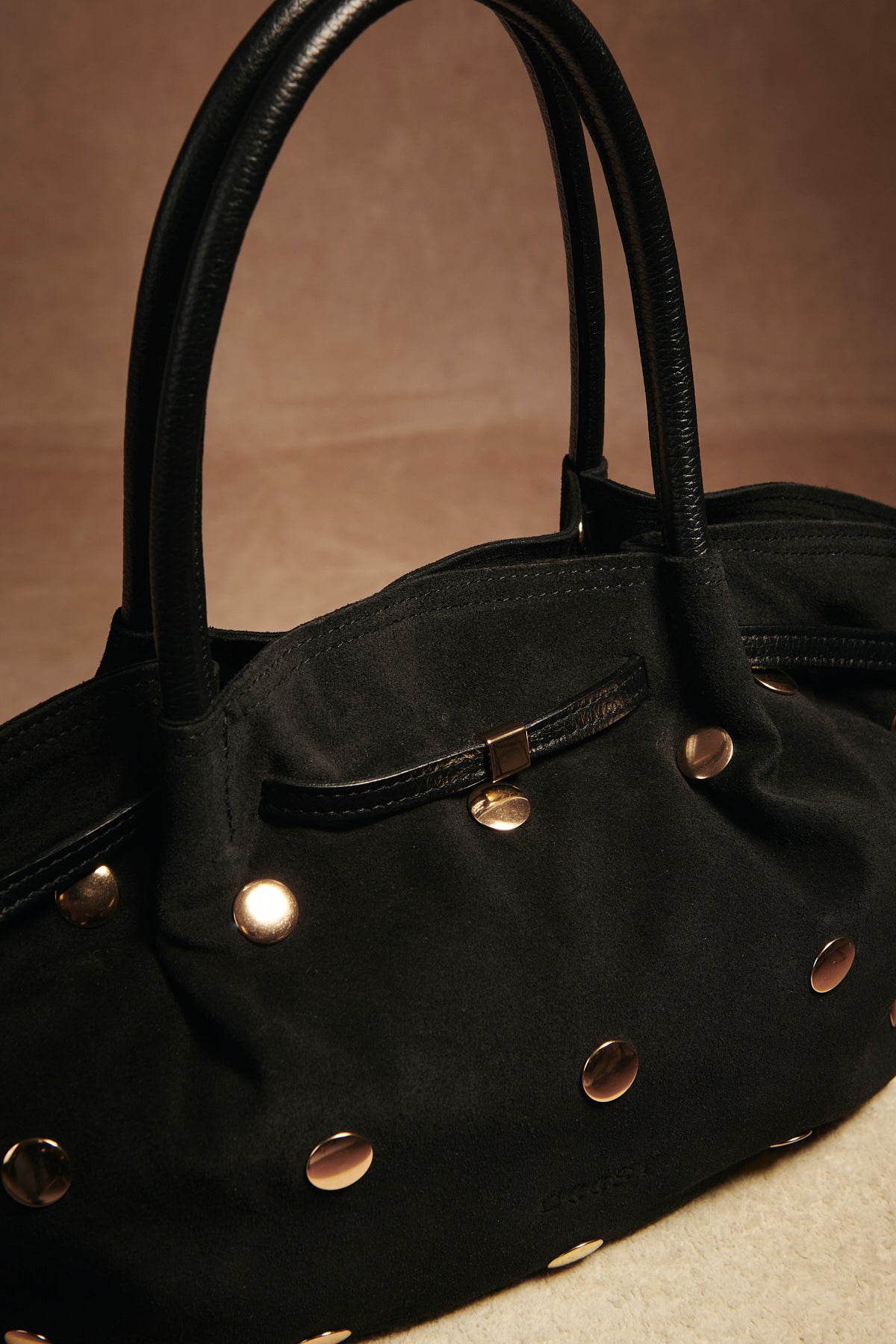 BOLSO SHOPPERTACHAS NEGRO