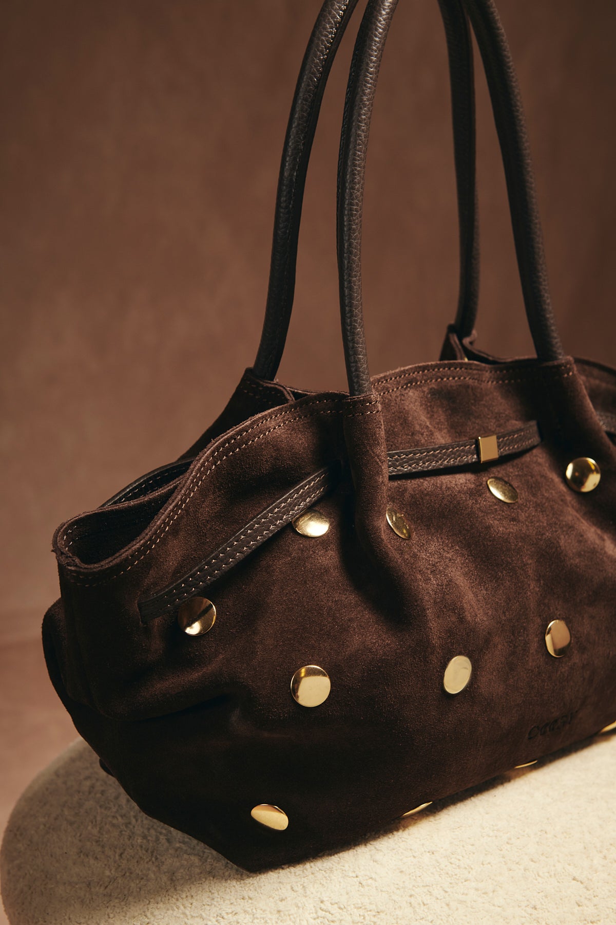 BOLSO SHOPPERTACHAS MARRON