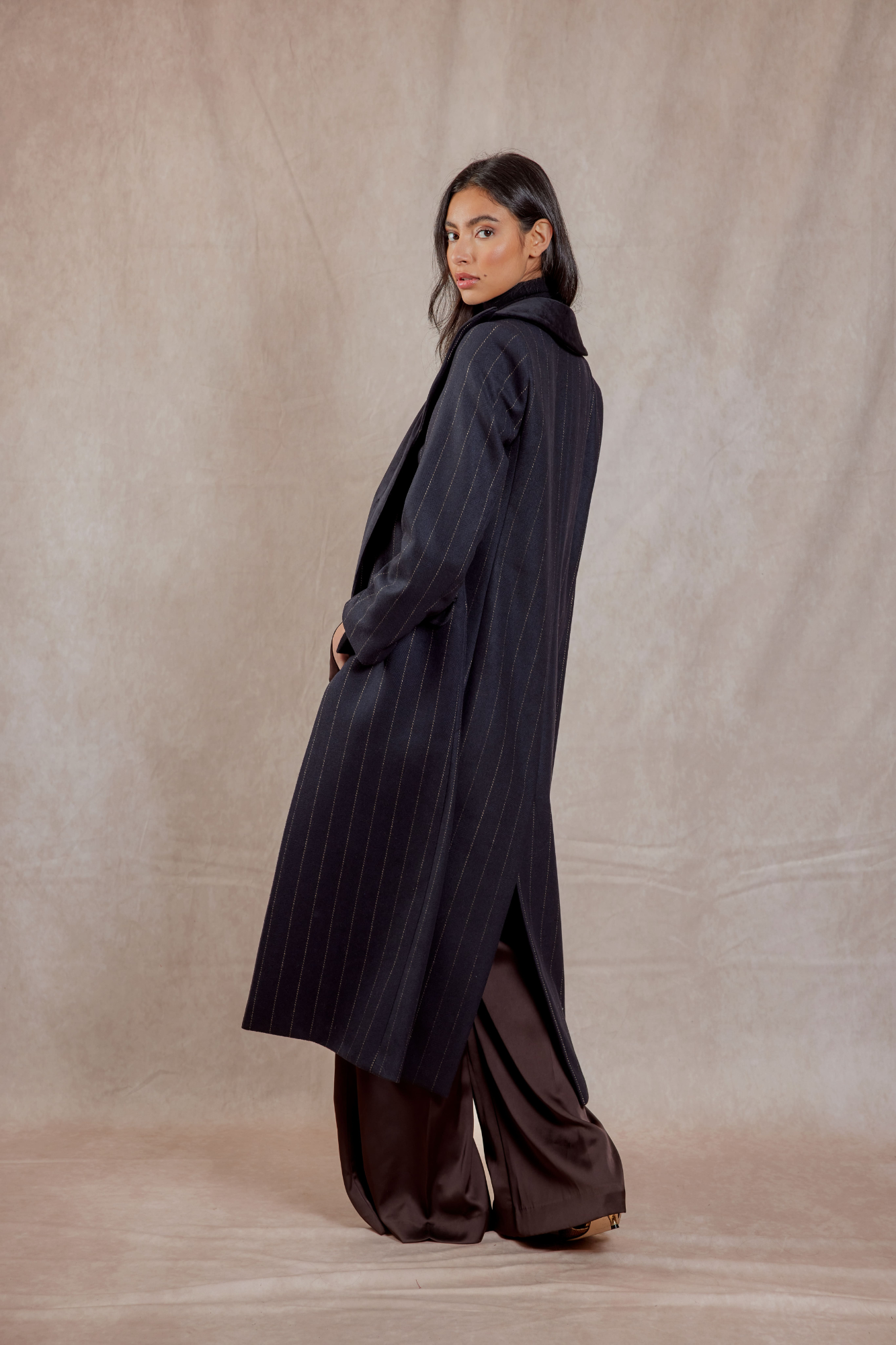 BLACK HARRY COAT