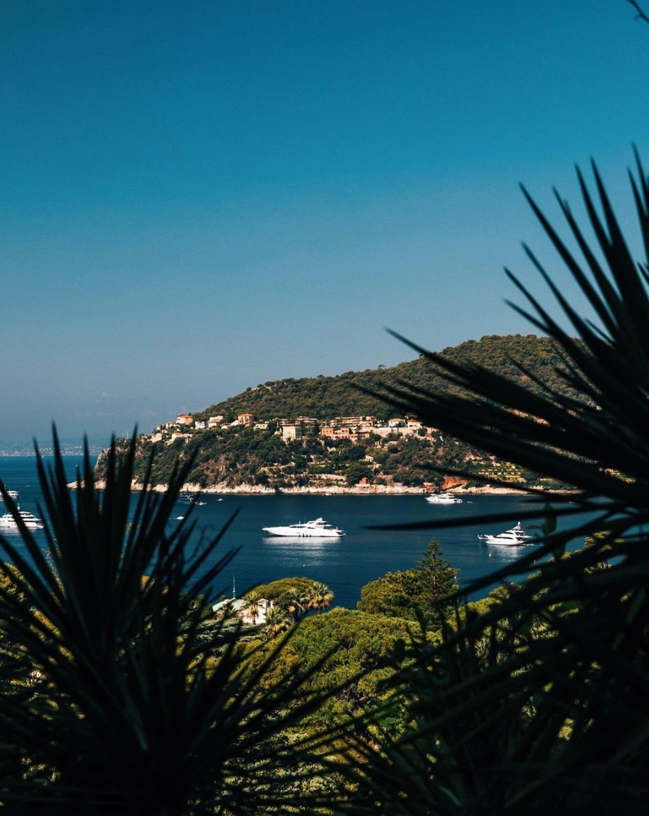 La Costa Azul
